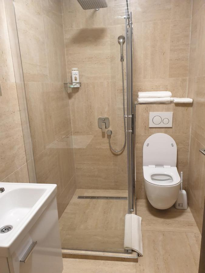 Vansvel Royal Boutique Apartment 2 Belgrado Exterior foto