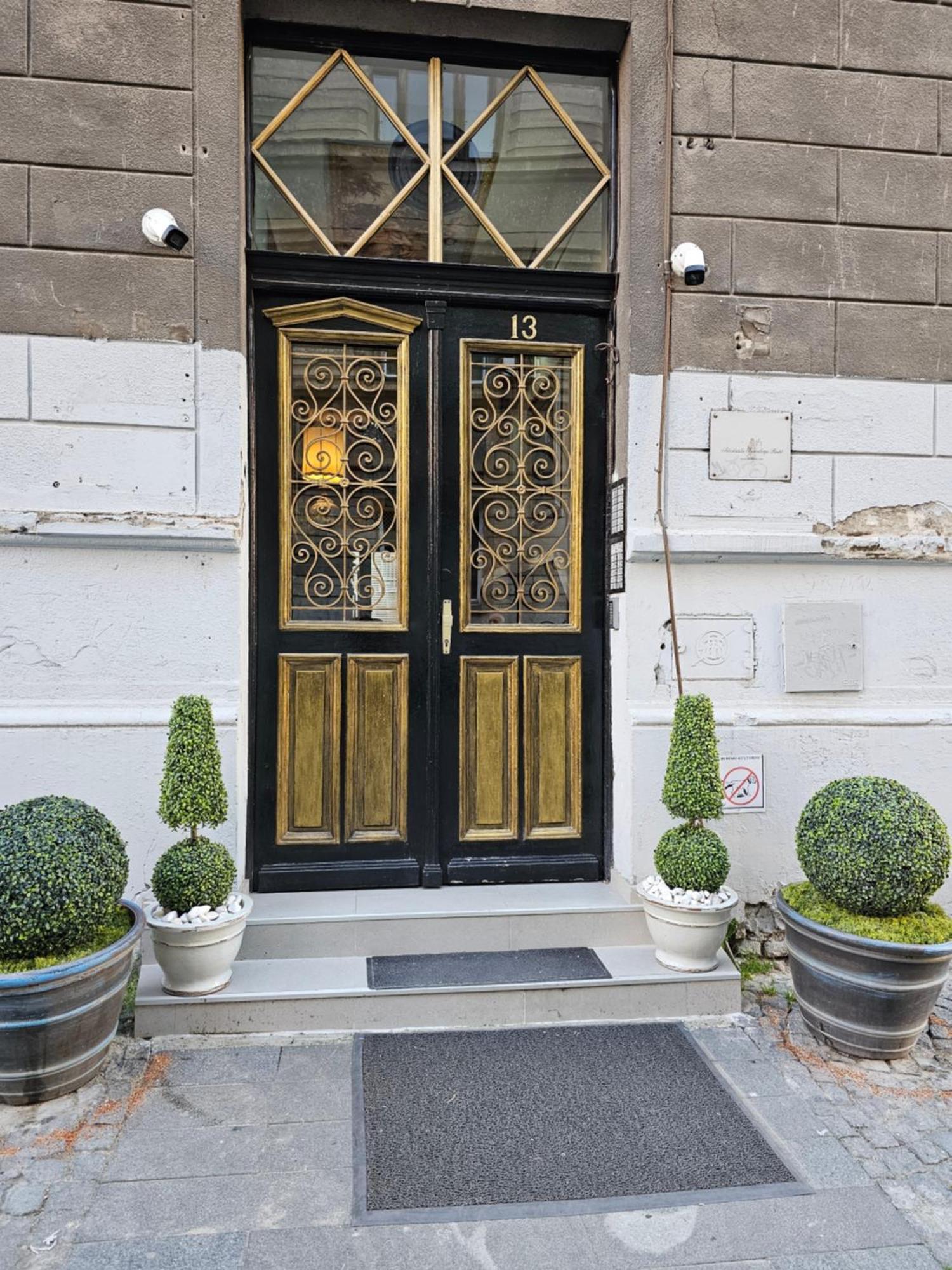 Vansvel Royal Boutique Apartment 2 Belgrado Exterior foto